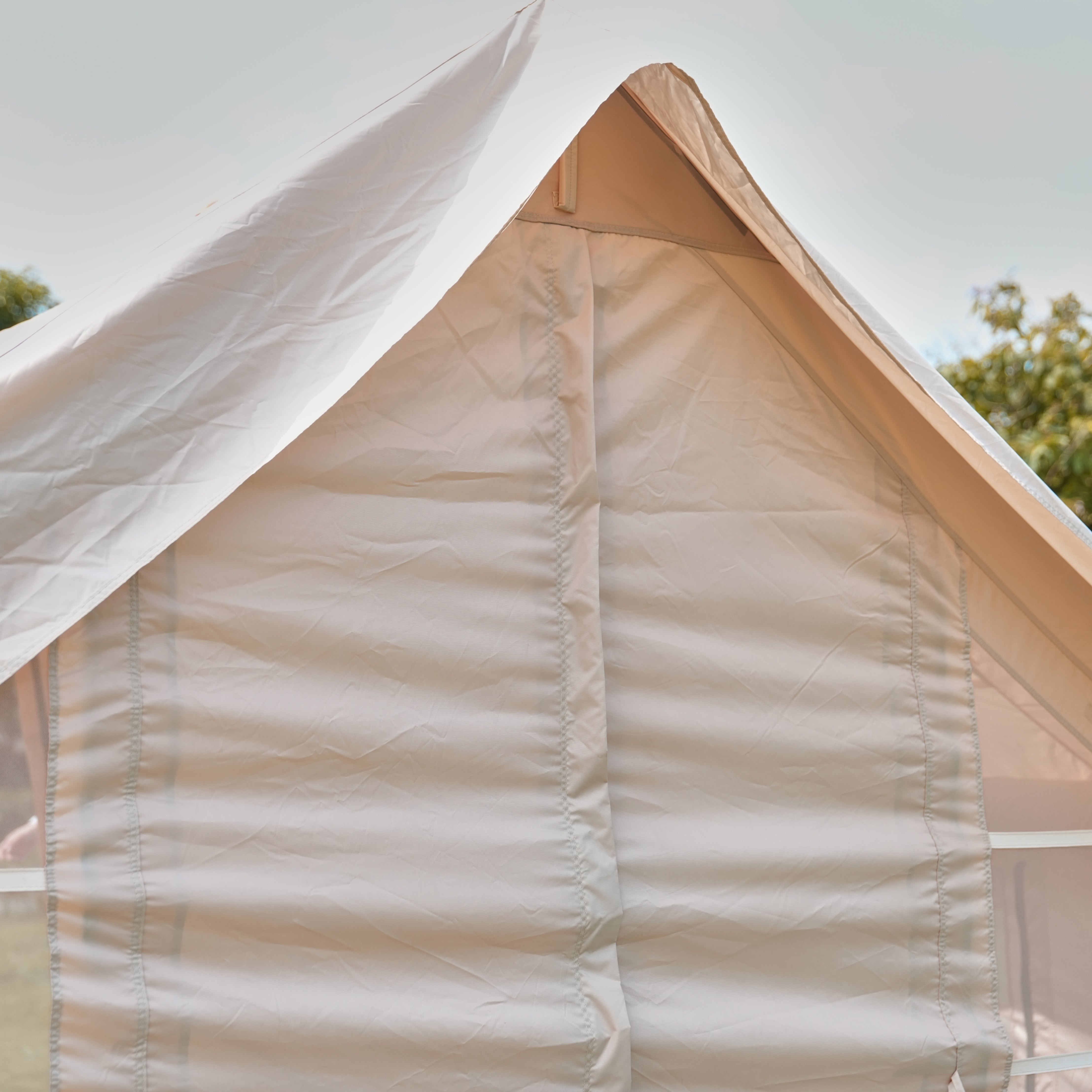 AirLuxe Inflatable Tent AirLuxe Inflatable Tent